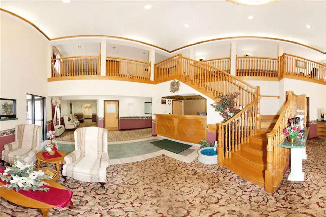 Quality Inn & Suites Columbus Dış mekan fotoğraf